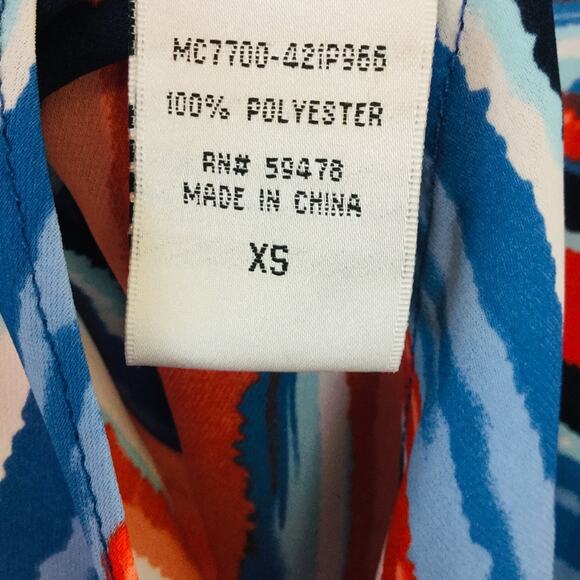 🚨SALE🚨Kenar High Low Striped Blue Orange Red Blouse 3/$10 4/$12 5/$15 - Picture 6 of 8